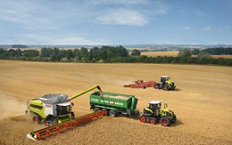 Agriculture vehicle powder coated in the fields