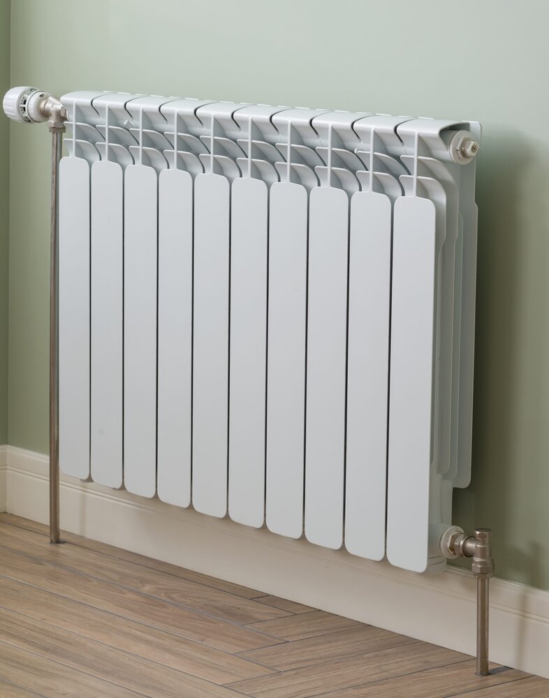 heating-radiator-white-radiator-in-an-apartment-2023-11-27-05-34-35-utc.jpg